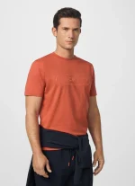 camiseta con logo fit clásico
